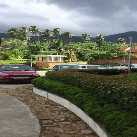 Five Falls Resort Kuttalam  Bagian luar foto