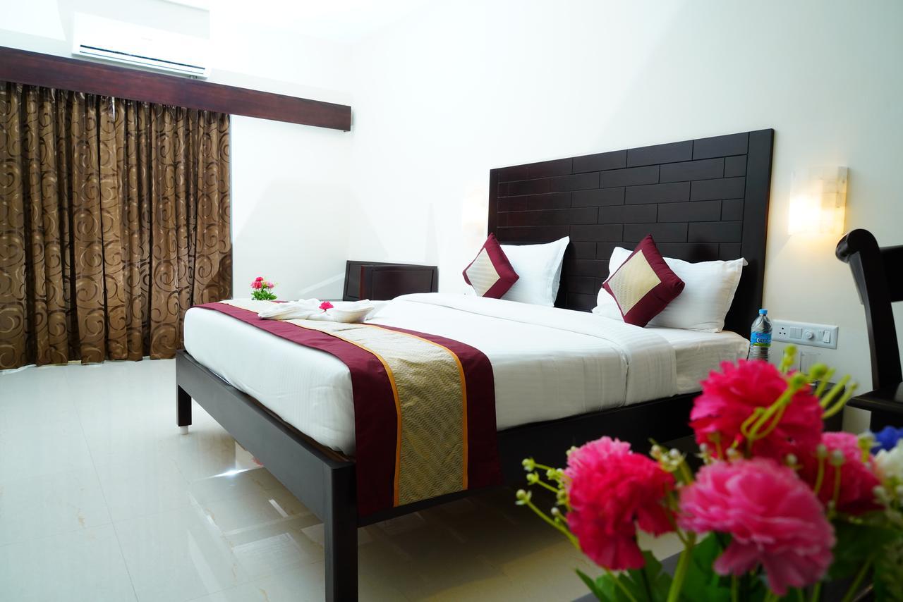 Five Falls Resort Kuttalam  Bagian luar foto