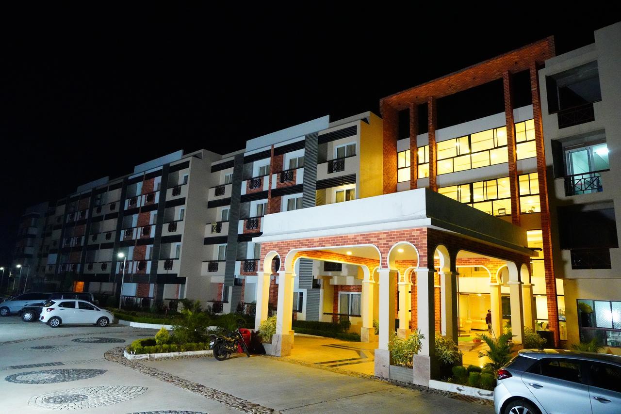 Five Falls Resort Kuttalam  Bagian luar foto