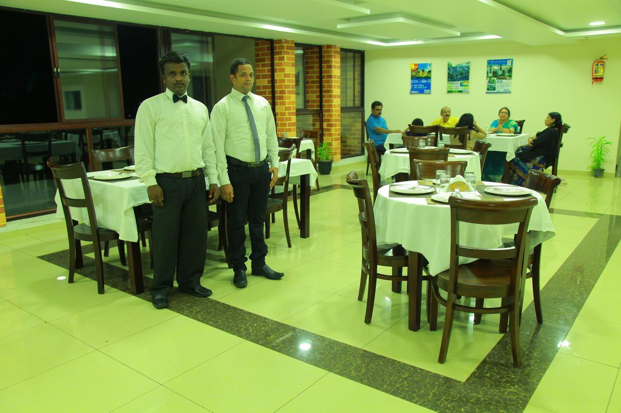 Five Falls Resort Kuttalam  Bagian luar foto