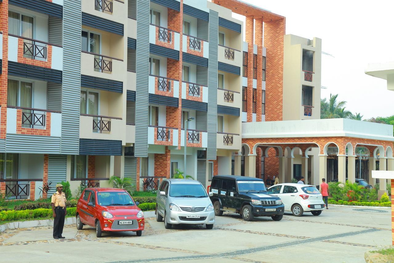 Five Falls Resort Kuttalam  Bagian luar foto