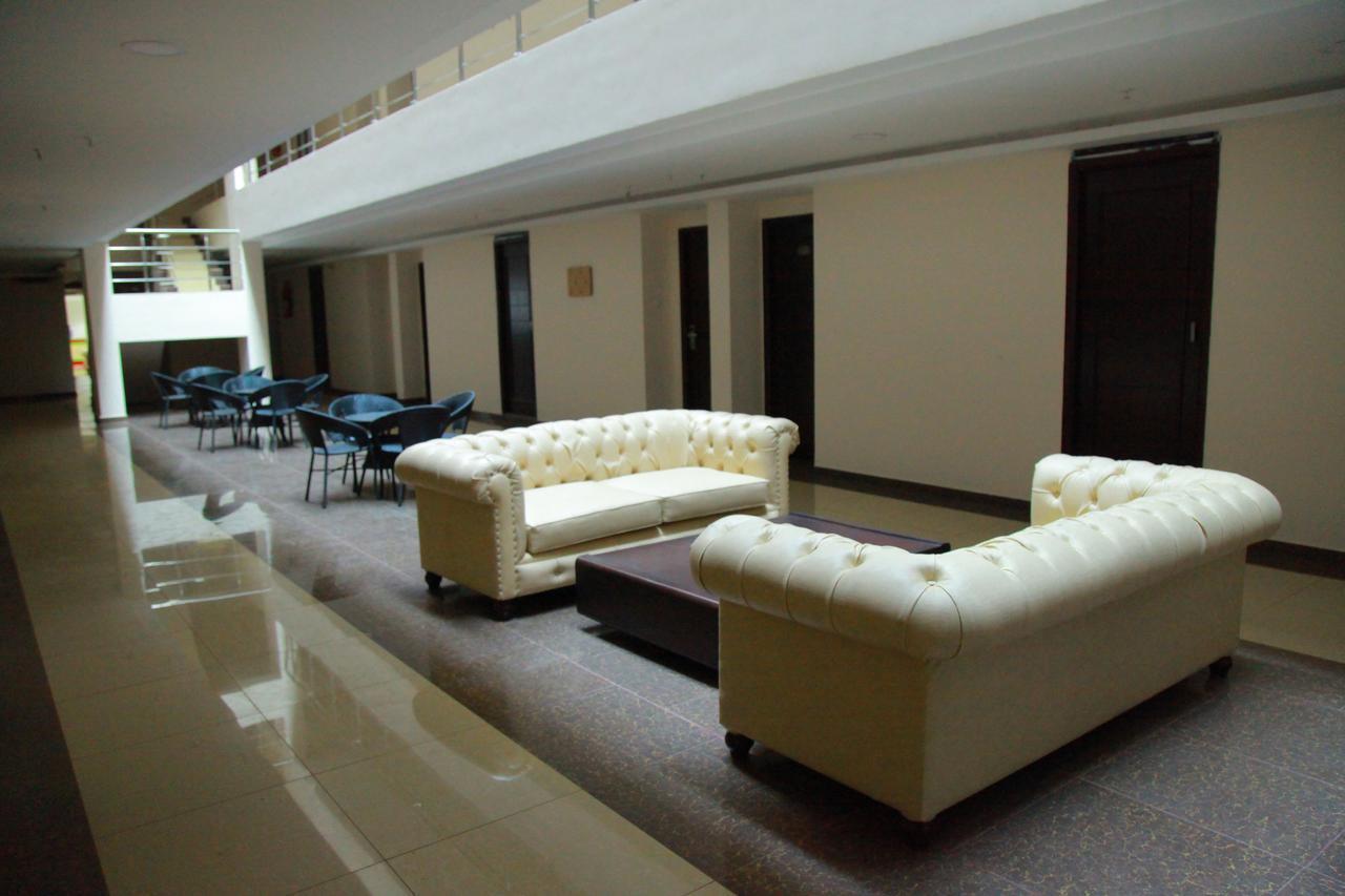 Five Falls Resort Kuttalam  Bagian luar foto