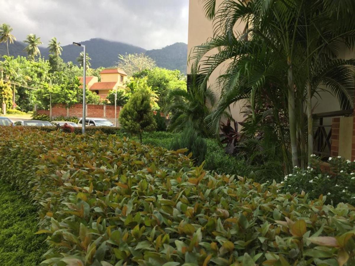 Five Falls Resort Kuttalam  Bagian luar foto